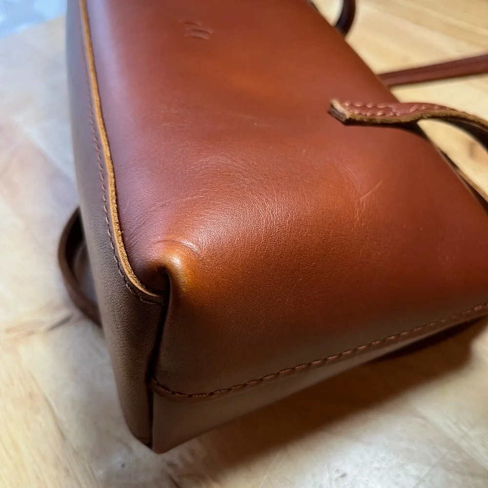 Portland Leather Amelie Chestnut Shoulder Bag - Picture 7 of 8